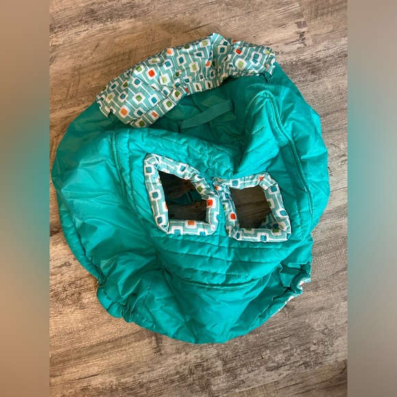 Boppy Shoppingg Cart Cover - Picture 4 of 5